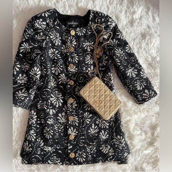 Chanel Braided Wallet On Chain 【limited edition】 - Picture 6 of 12